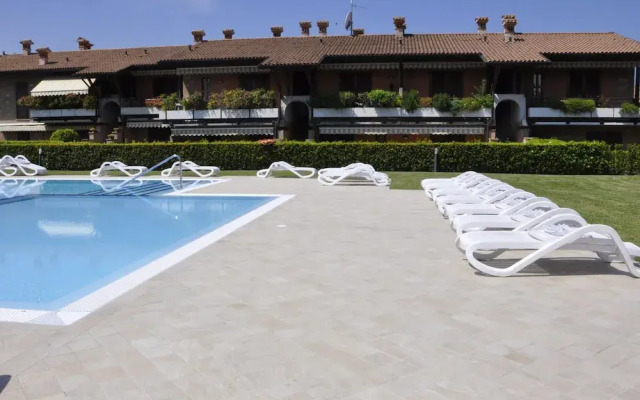 Well-decorated Home With Pool