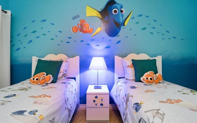 Rvh_323r Classic 3 Bedroom Condo