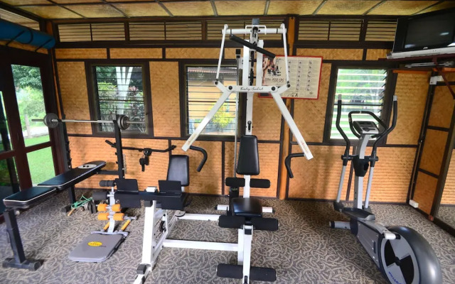 Viang Yonok Hotel Restaurant Sports Club
