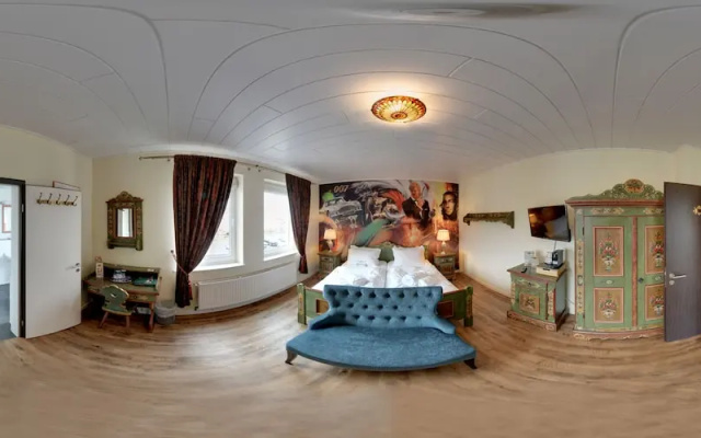 The Little Britain Inn