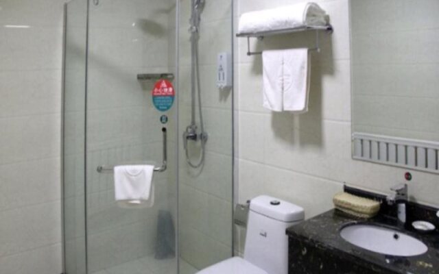 GreenTree Inn Taiyuan Wanbailin District South Inner Ring Qiaoxi Express Hotel