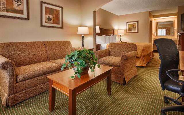 Best Western Inn & Suites - Monroe