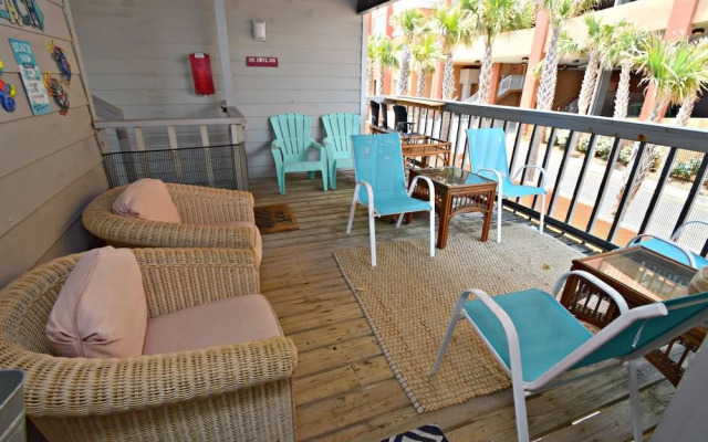 Lani Kai 131 by RedAwning