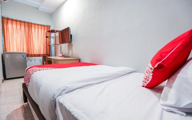OYO 135 Menteng Guest House