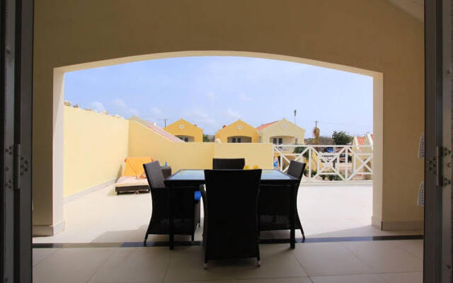 Courtyard Village Bonaire