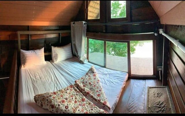 Rustic Charm Suphan