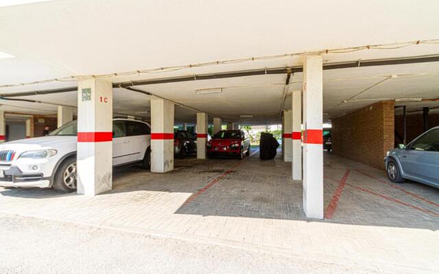 Residencial Costamar next Bcn, 50m beach with swimmingpool
