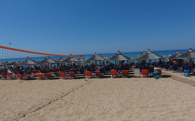 Vrachos Beach Hotel