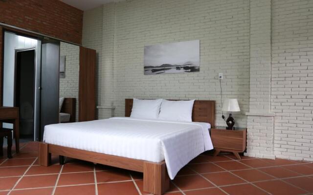 Mekong Resort & Reststop