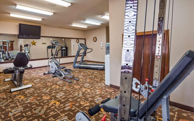 Best Western Plus Country Inn & Suites