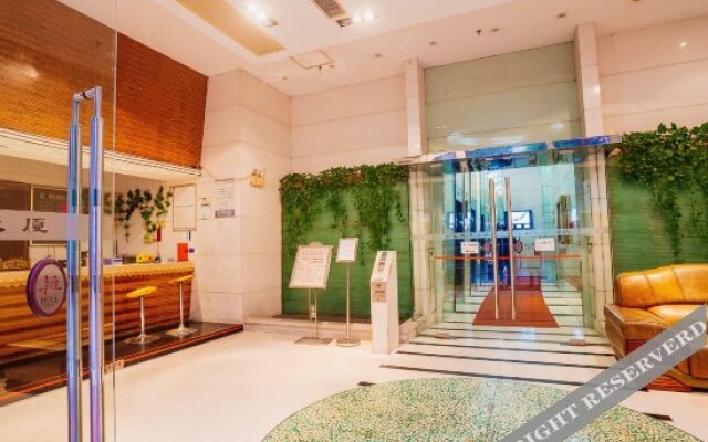 Star International Apartment