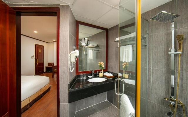 May De Ville Trendy Hotel & Spa