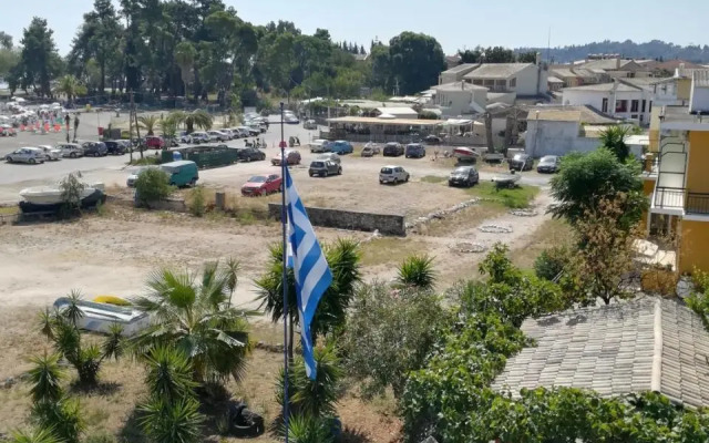 Nicolas Beach House