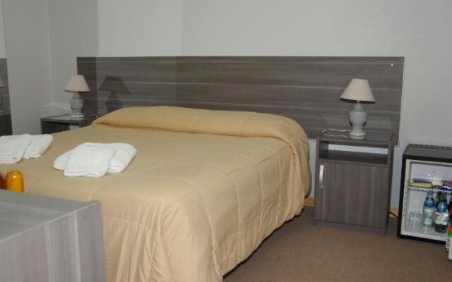 Rioma Hotel