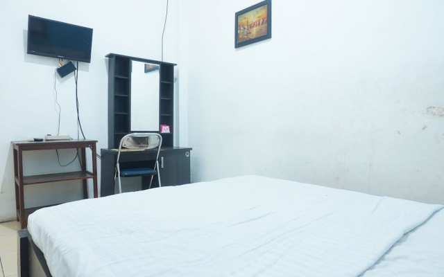 Hotel O Gr Kost Kaladan – Guest Rooms – Marabahan