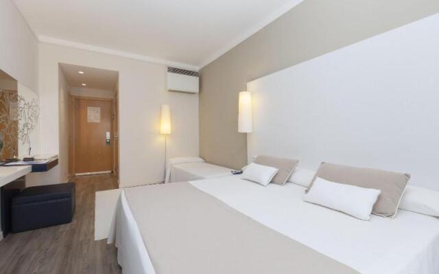 Canyelles Marina 3000
