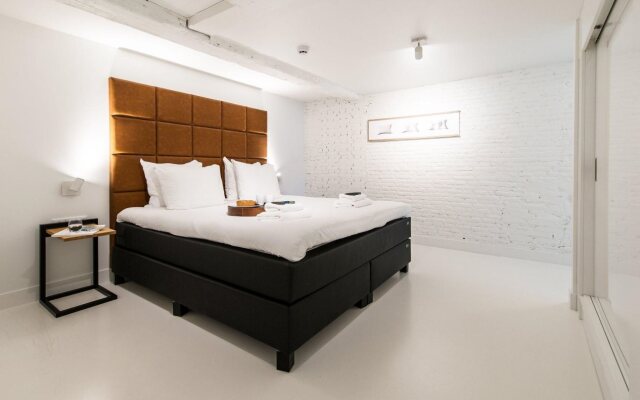 YAYS Amsterdam Prince Island by Numa