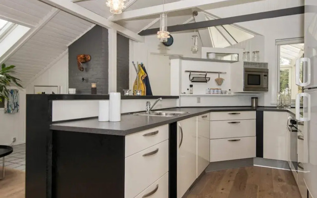 6 Person Holiday Home in Oksbol