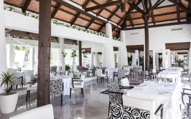 Hotel Suites Albayzin del Mar