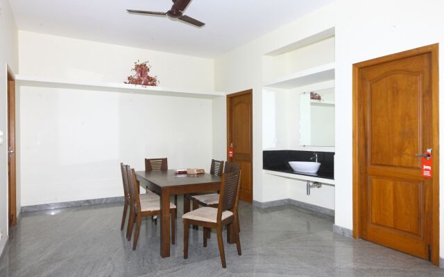 Froniter Pondy Railway Station by OYO Rooms
