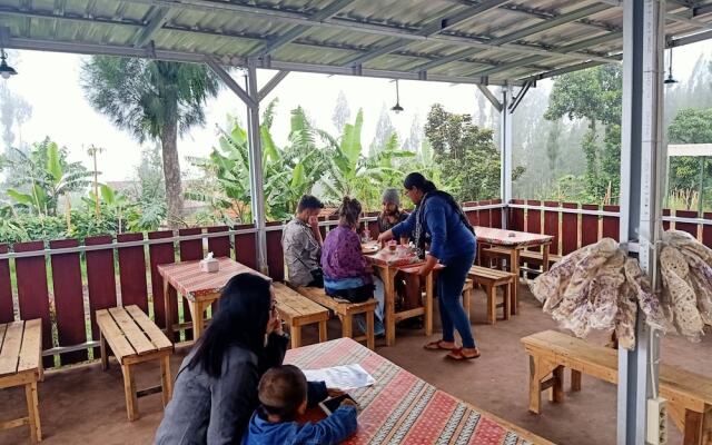 Istana Bromo Resort and Resto