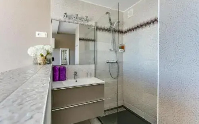 Studio Naturist Village