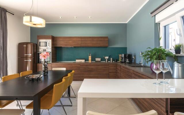Amazing Home in Valbandon With Wifi and 4 Bedrooms
