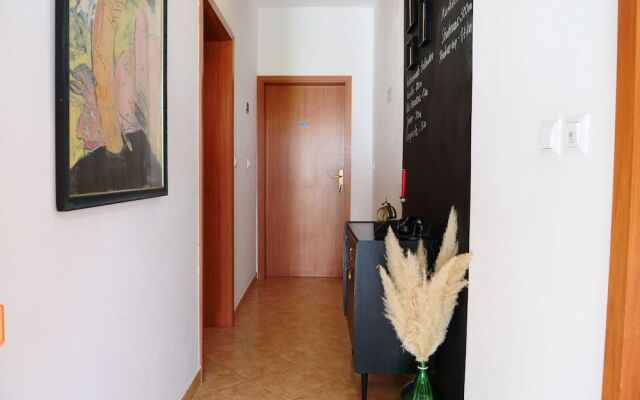 Apartment and Rooms Vilma