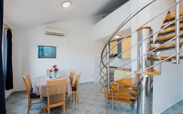 Apartments Vrlika
