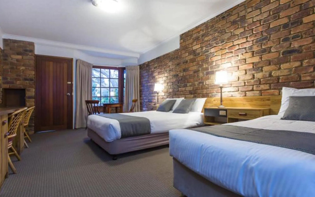 Montville Mountain Inn