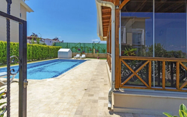 Paradise Town Villa Beltania