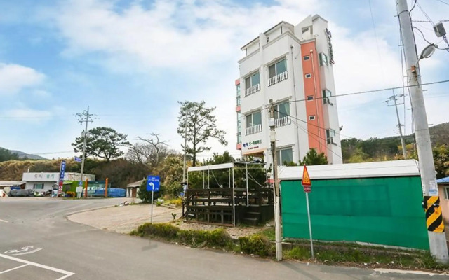 Pohang 5-island Pension
