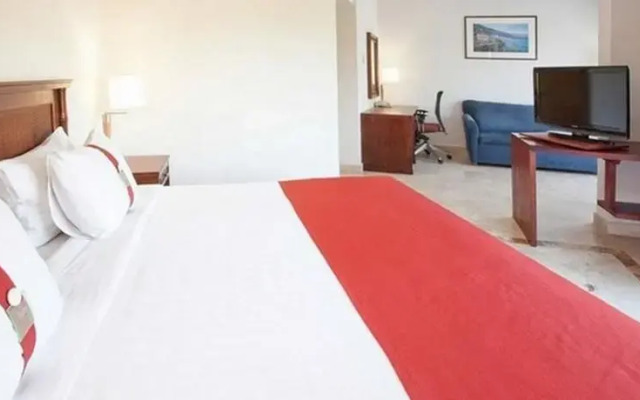 Holiday Inn Ixtapa