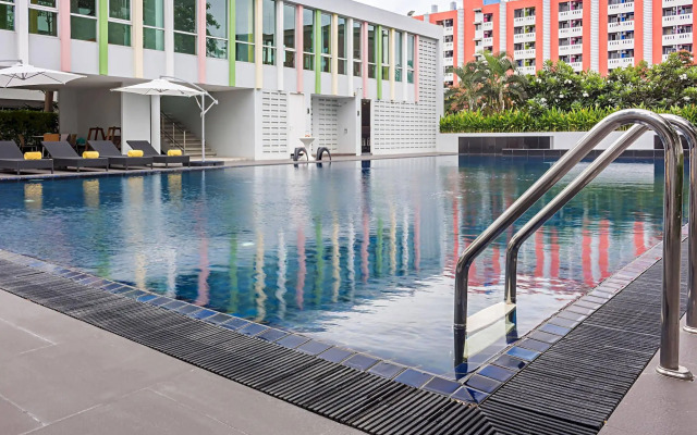 Isanook Airport Residence