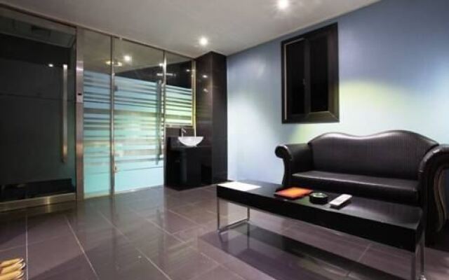 Nex Hotel