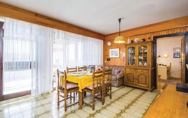 Awesome Home in Kolavici With Wifi and 2 Bedrooms