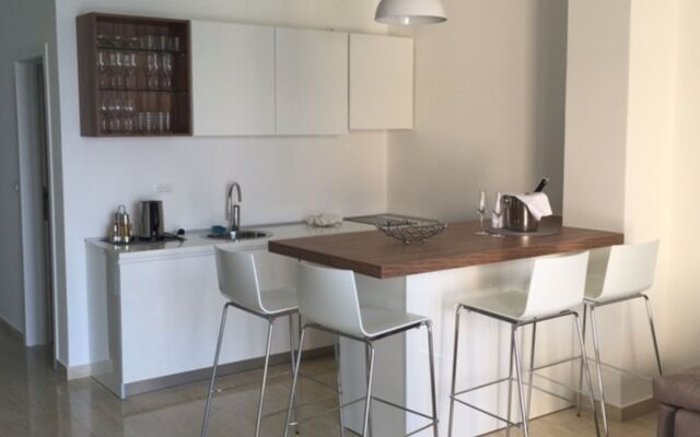 Boutique Pine Tree apartments