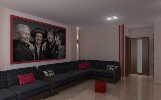 Rok otel' Pervaja Linija