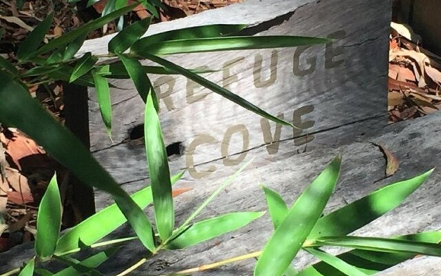Refuge Cove On Pittwater