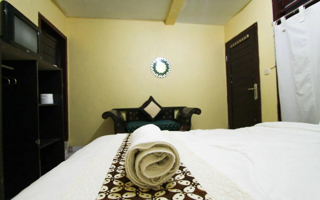 Clamonic Guest House