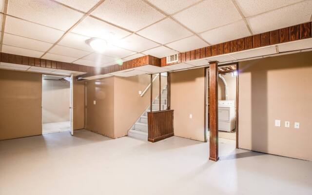 Beautiful retreat Home Near Auburn Hills/Waterford