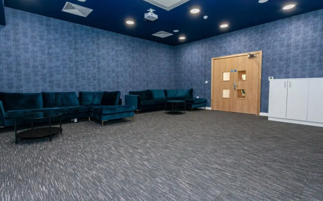 X1 Media City Trendy Pad