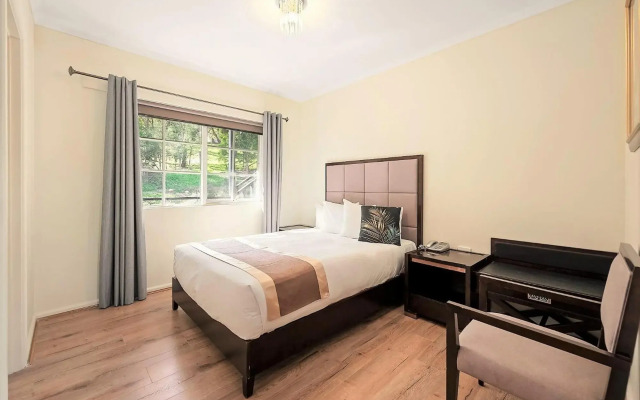 Eltham Gateway Hotel