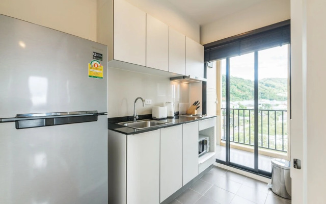 Favstay - The Base Uptown Phuket