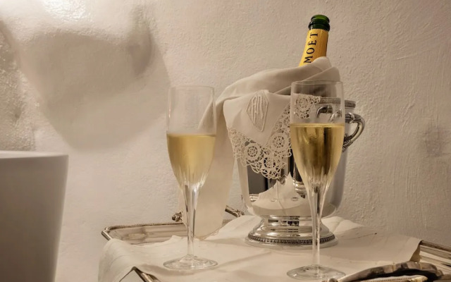 Abelis Canava Luxury Suites - Adults Only