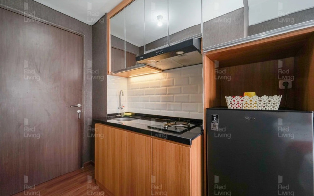 RedLiving Apartemen Transpark Juanda - Kamarku Tower Jade with Netflix