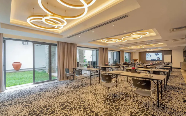 Kwetu Nairobi, Curio Collection by Hilton