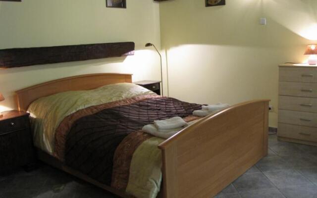 Old Town Krakow Studios