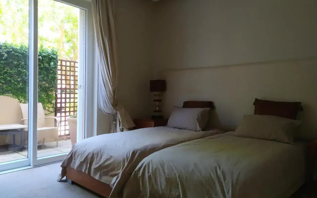 Unique 3 Bedroom in V A Waterfront