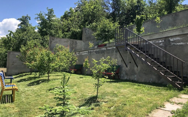 Check Inn Dilijan